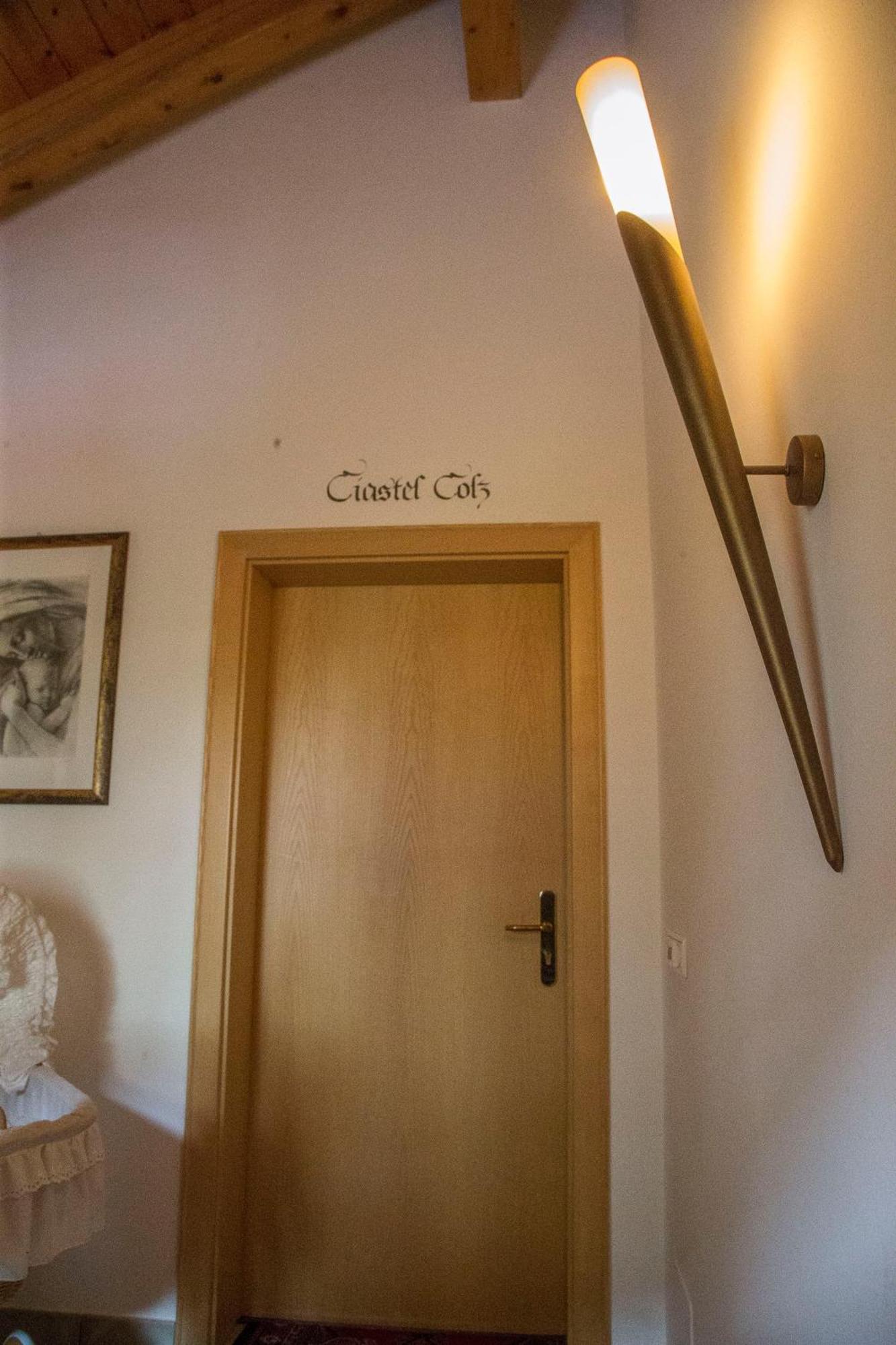 Appartamenti Loretta La Villa  Exteriör bild
